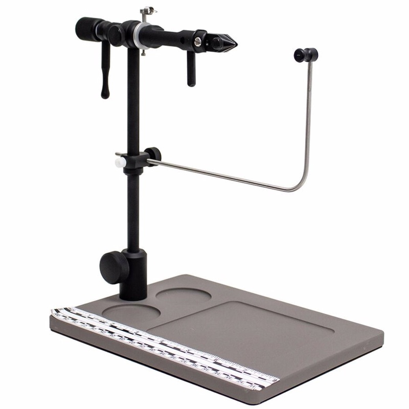 Clouser Cam Saltwater Traveler 2300 Series Vise Streamer Pedestal Base Model w/Hook Retainer