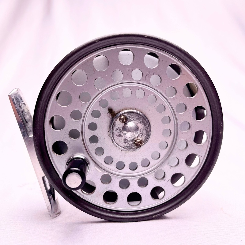 Hardy LRH Lightweight Fly Reel with Blue Zip Pouch